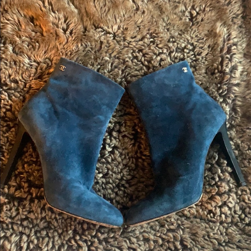 Chanel blue suede boots